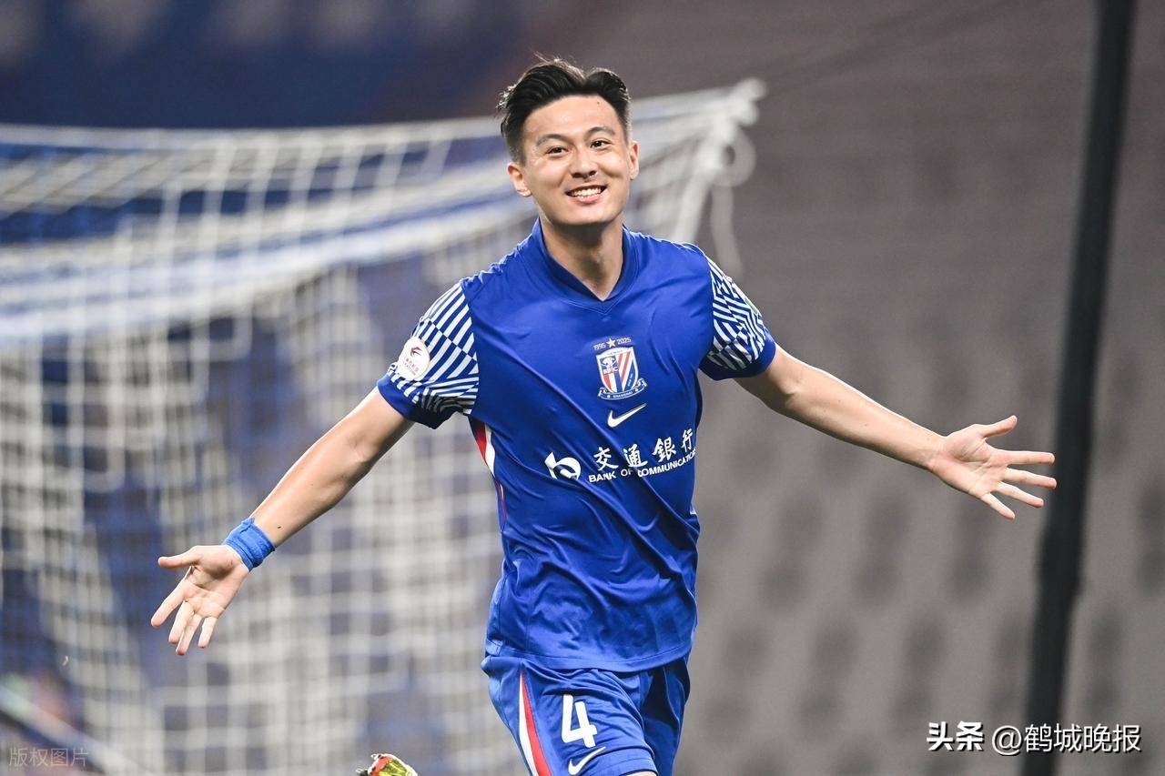 星空体育平台-包含上海申花训练开放日，窗口期伤情更新引欢呼，NBA总决赛在即，赛程密集仍需轮换的词条