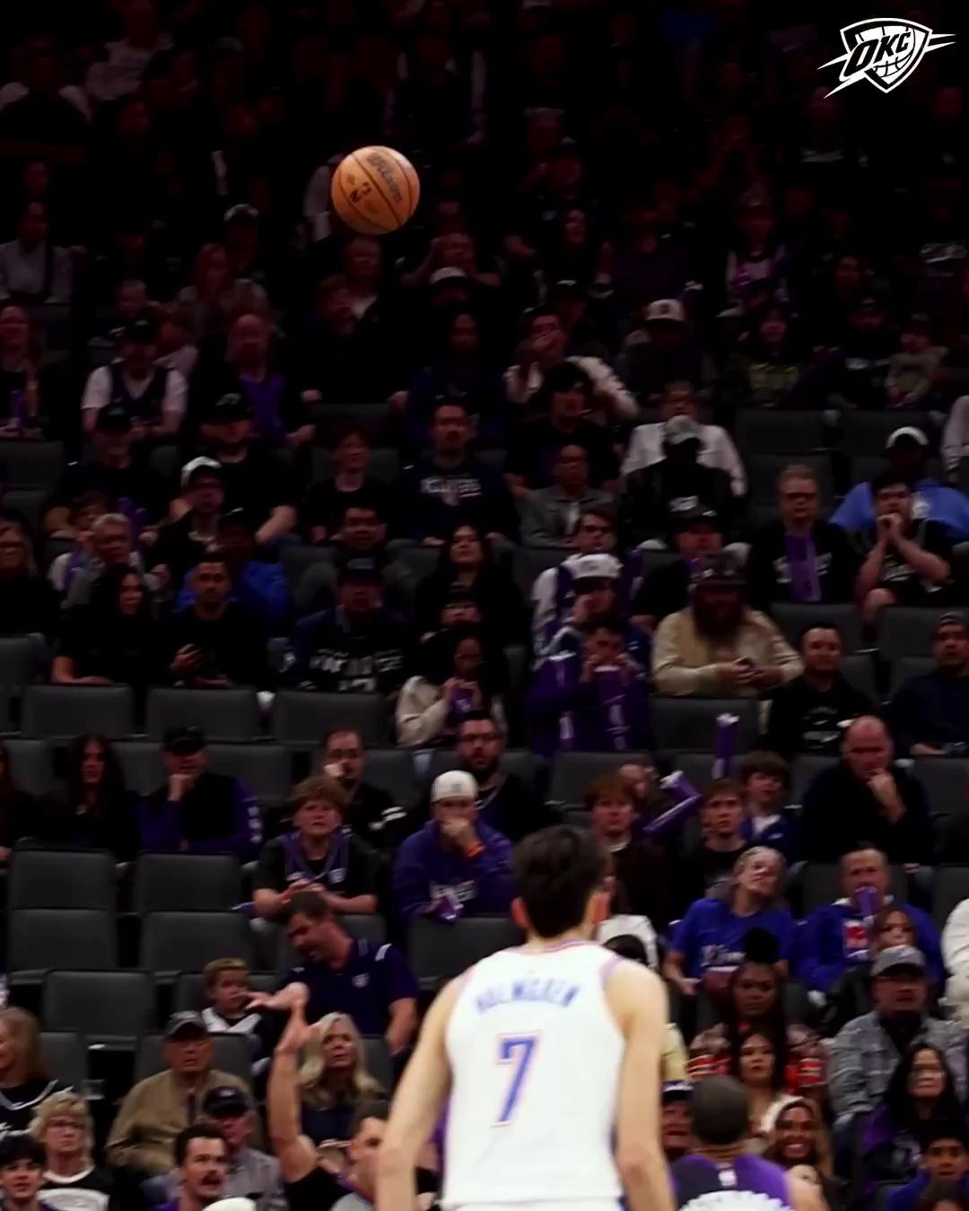 星空体育官网-关于足总杯关键时刻走向成谜；俄克拉荷马雷霆强势反弹；震撼外界；轮换策略成焦点的信息