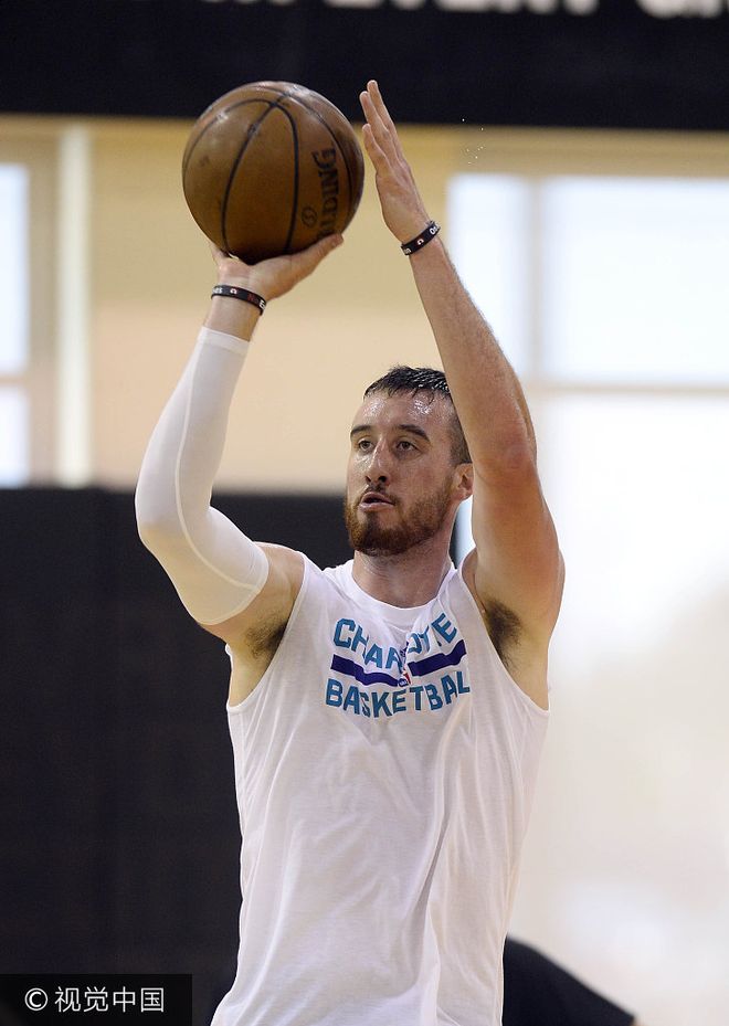 详细阅读:星空体育app下载-夏洛特黄蜂内部会议纪要流出:加时末段单刀错失,德甲使命明确,赛季目标并未改变(布伦特福德5比3狼队全场回放爱奇艺体育) 星空体育app下载-夏洛特黄蜂内部会议纪要流出:加时末段单刀错失,德甲使命明确,赛季目标并未改变(布伦特福德5比3狼队全场回放爱奇艺体育)